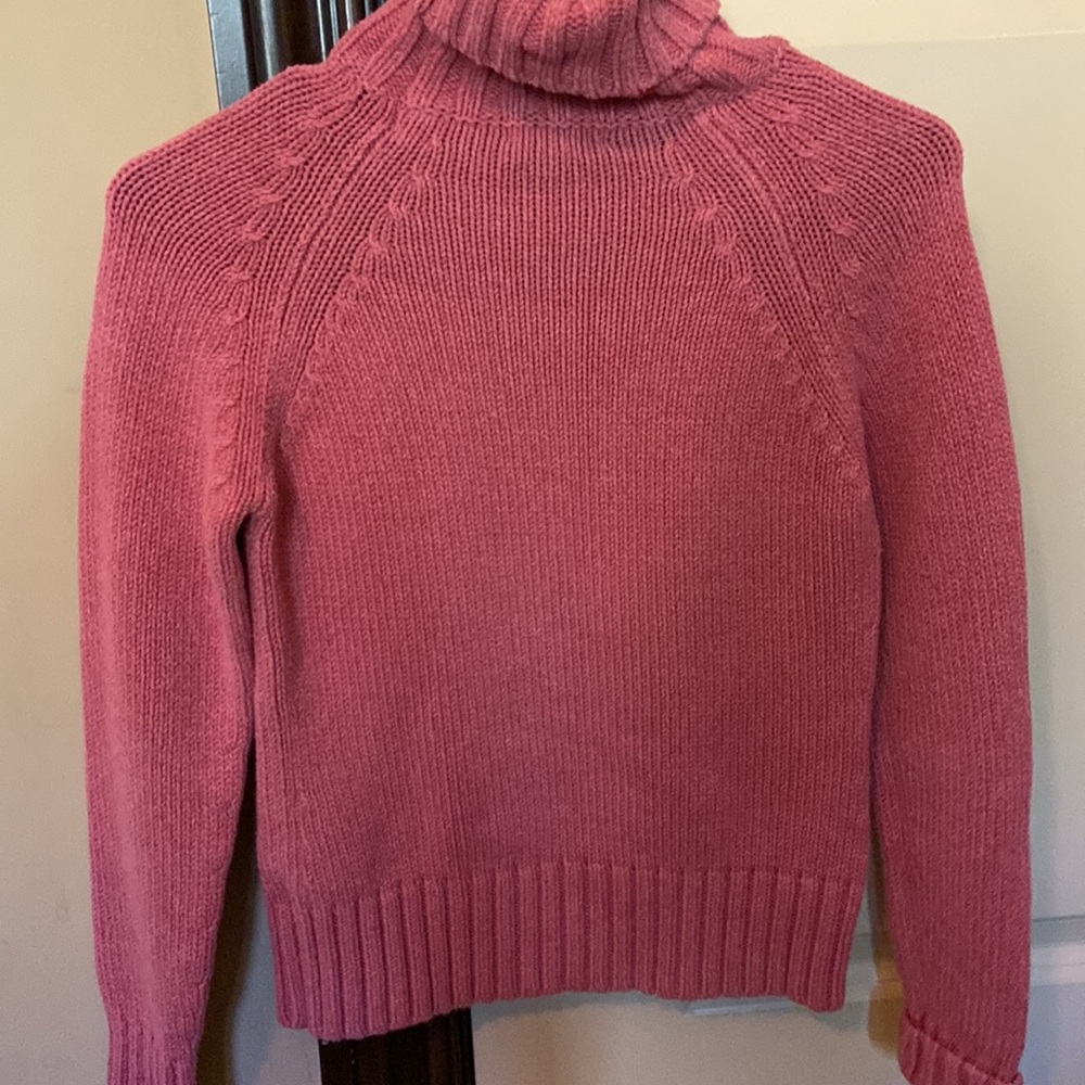 GAP sweater - Picture 2 of 2